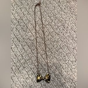 Bow necklace